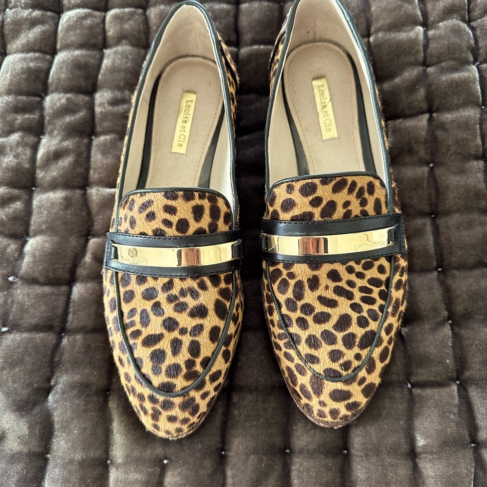 Fabulous Leopard hair loafer